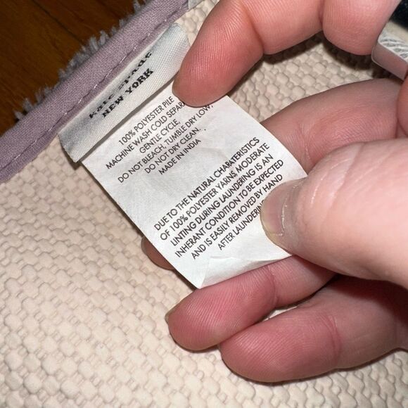 Kate Spade Bathroom Rug Fuzzy Dusty Purple 17x24” NWT - Picture 5 of 5